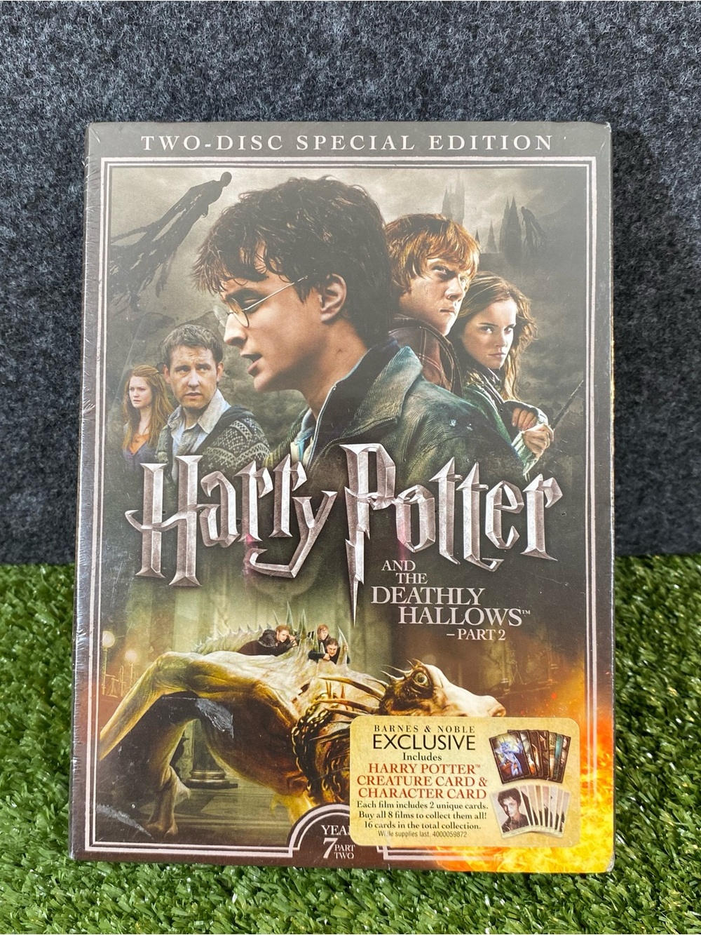 Harry Potter and Deathly Hallows Part 2 Daniel Radcliffe 2 Disc Special Edition